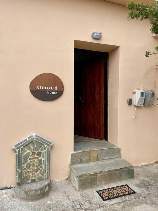 Almond Home Livadia  외부 사진