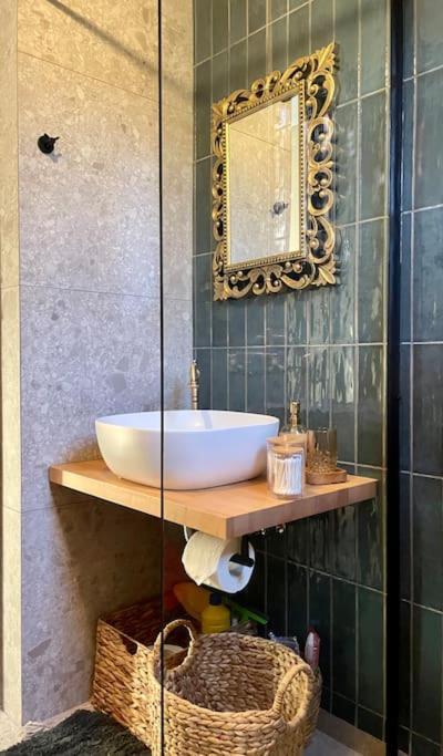 Almond Home Livadia  외부 사진