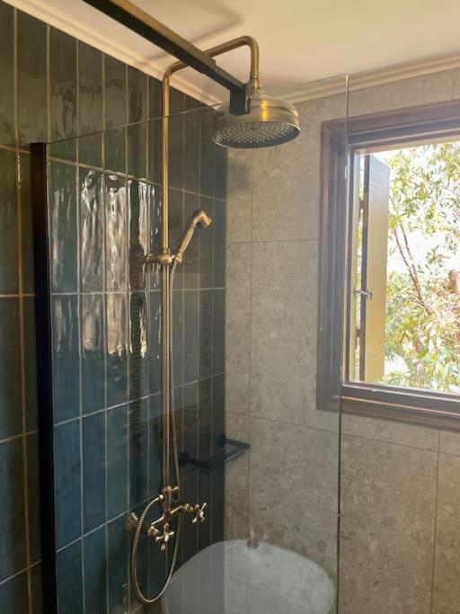Almond Home Livadia  외부 사진