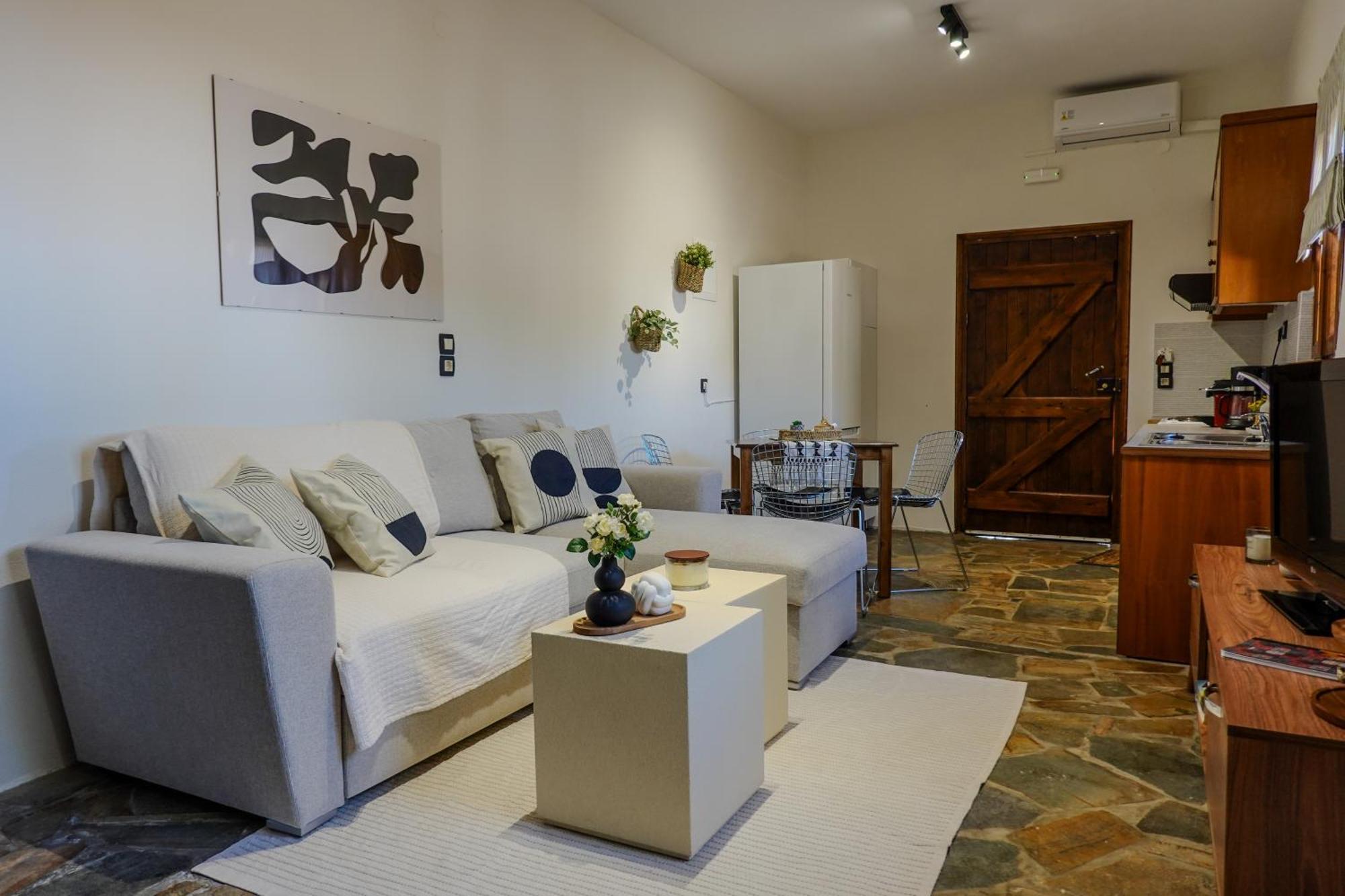 Almond Home Livadia  외부 사진